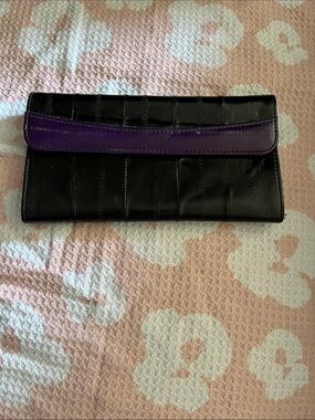 Black genuine eel skin Leather Trifold Wallet